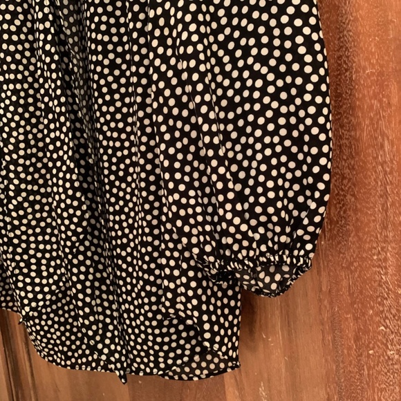 Max Studio V-Neck Polka Dot Tie Up Blouse Size Small - Picture 8 of 13